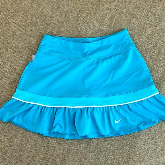 Nike Tennis skirt - Picture 1 of 5